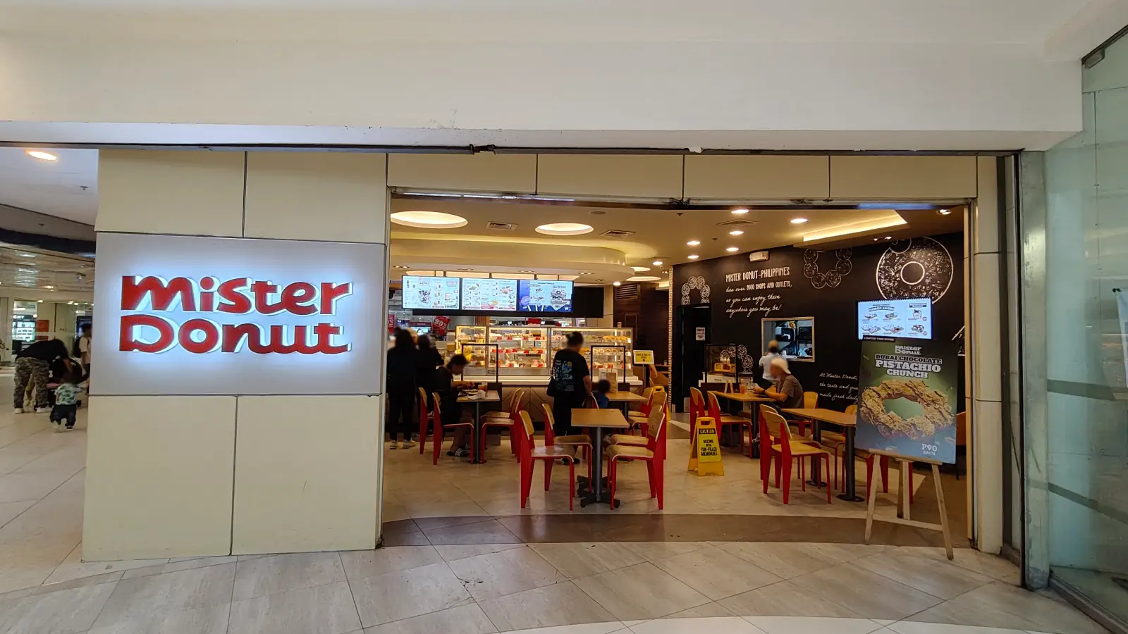 MISTER DONUT in TriNoma